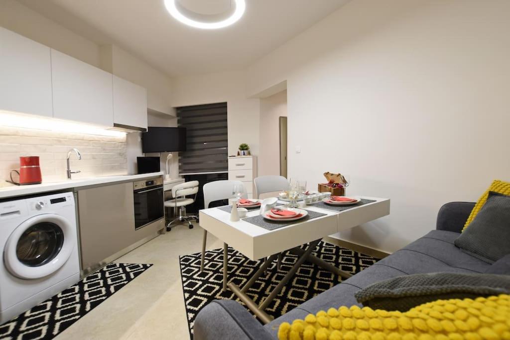 Uni Cozy City Apartment Rhodes City Εξωτερικό φωτογραφία